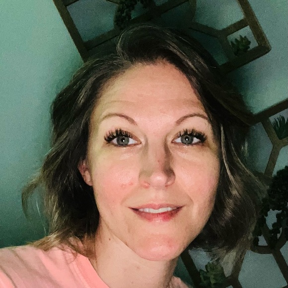 Meet your Posher, KC - Picture 2 of 2